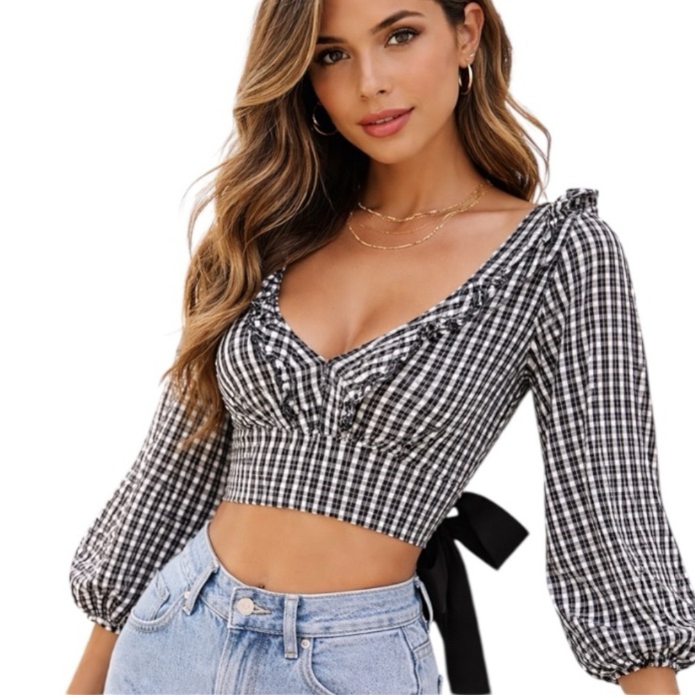 Topshop Black & White Gingham Cottagecore Smocked Puff Sleeve Cropped Top Size 2